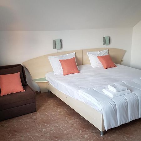 Family Hotel Magnolia Napospart Kültér fotó