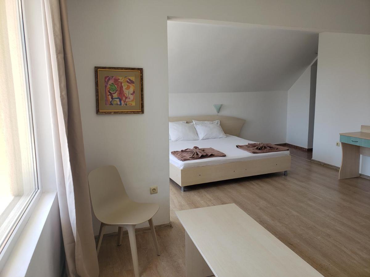Family Hotel Magnolia Napospart Kültér fotó