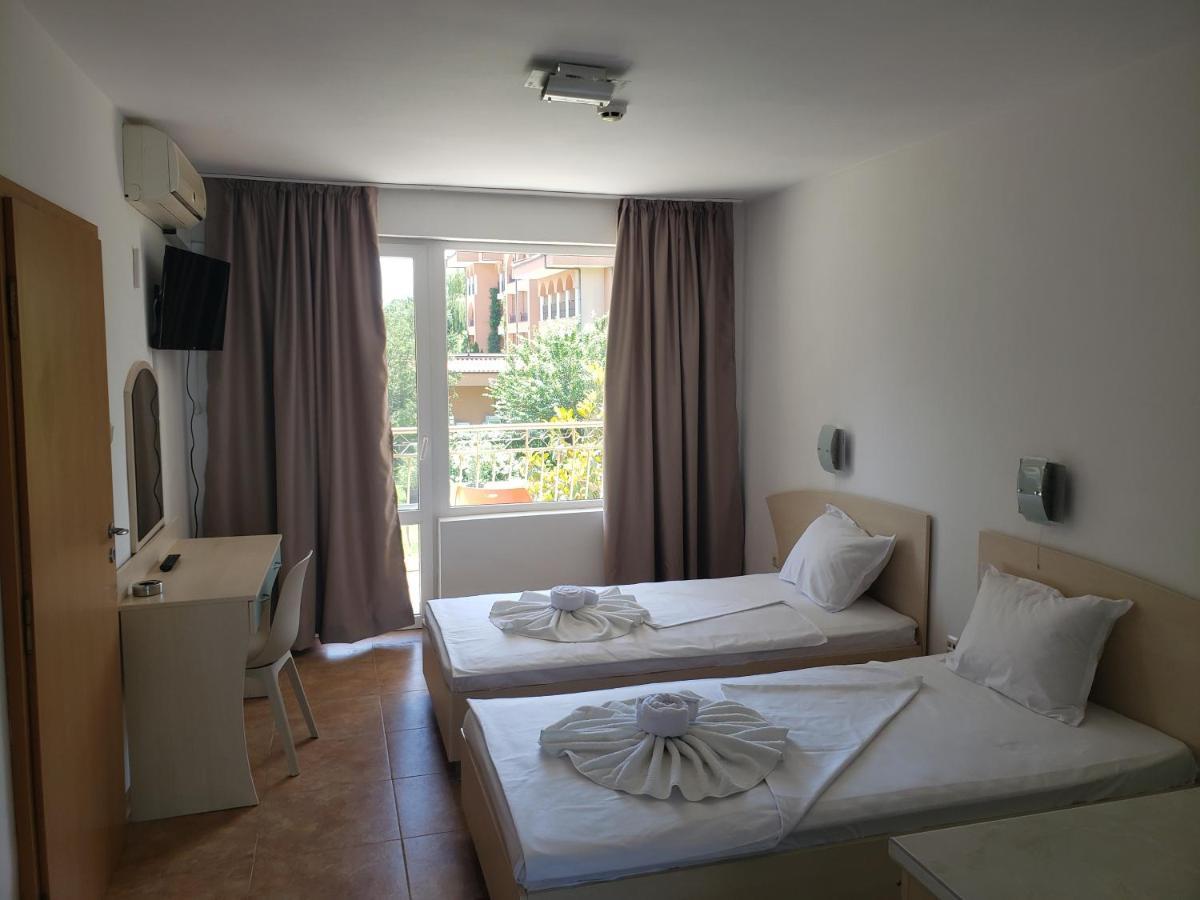 Family Hotel Magnolia Napospart Kültér fotó