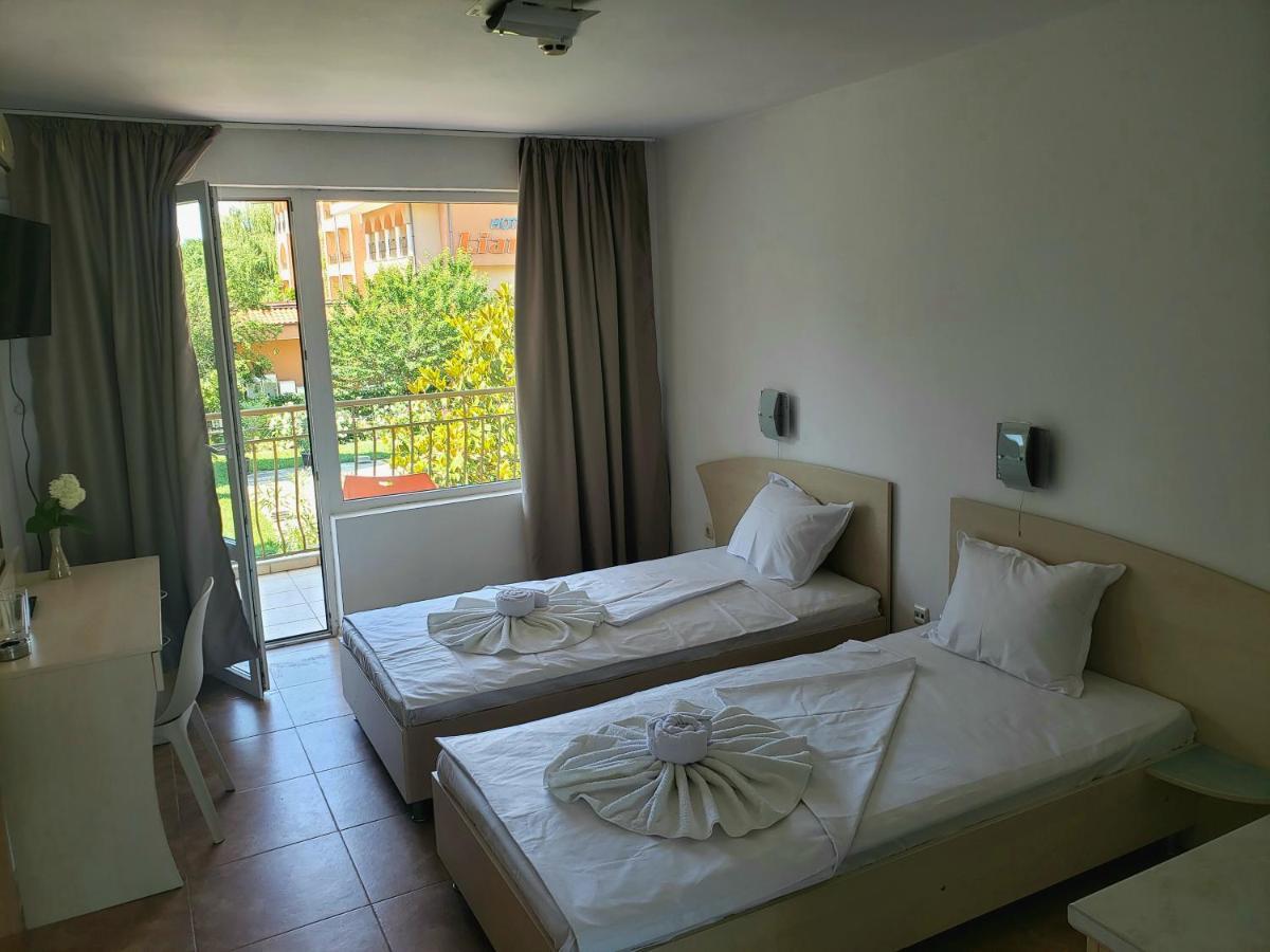 Family Hotel Magnolia Napospart Kültér fotó