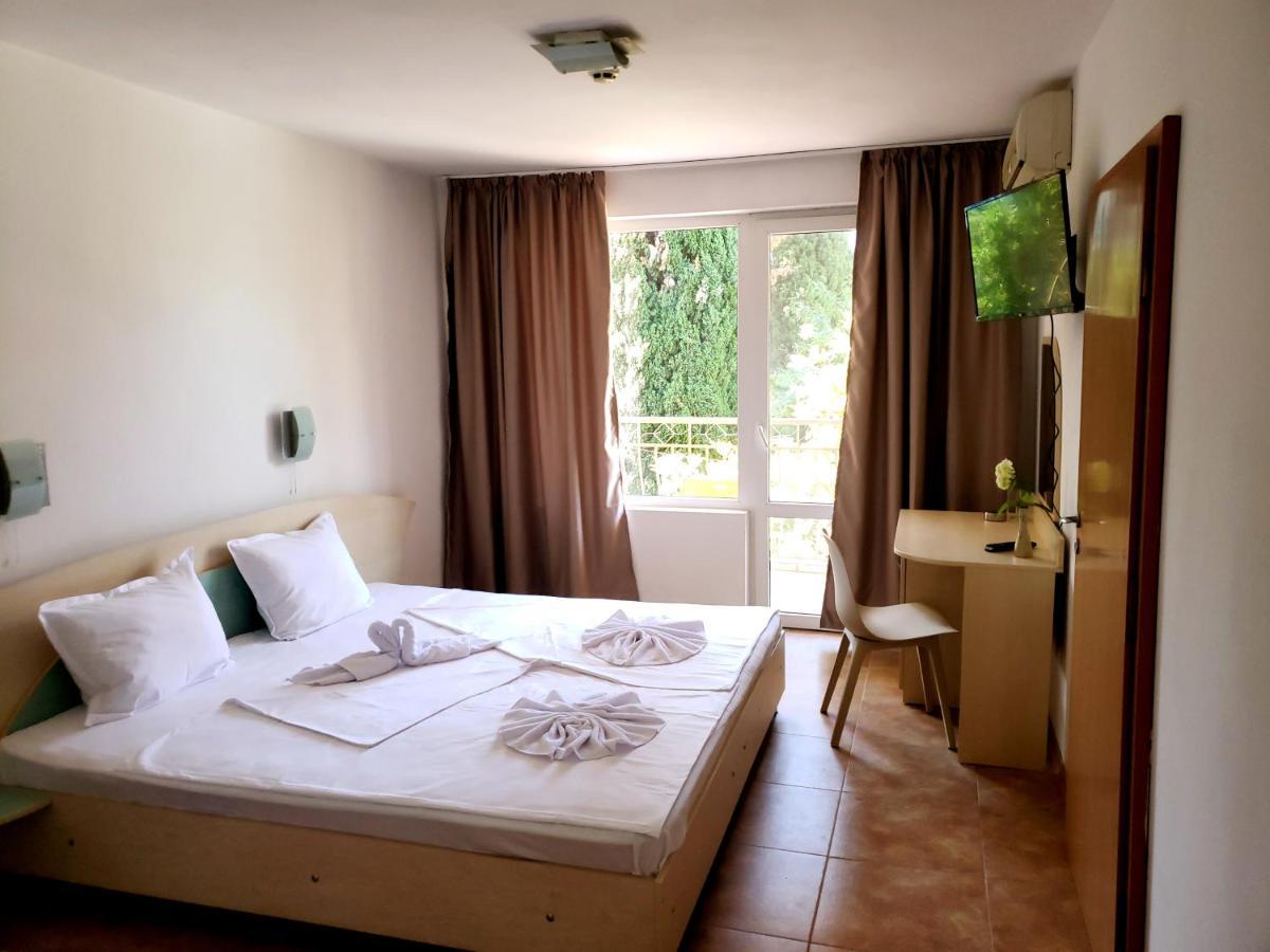 Family Hotel Magnolia Napospart Kültér fotó